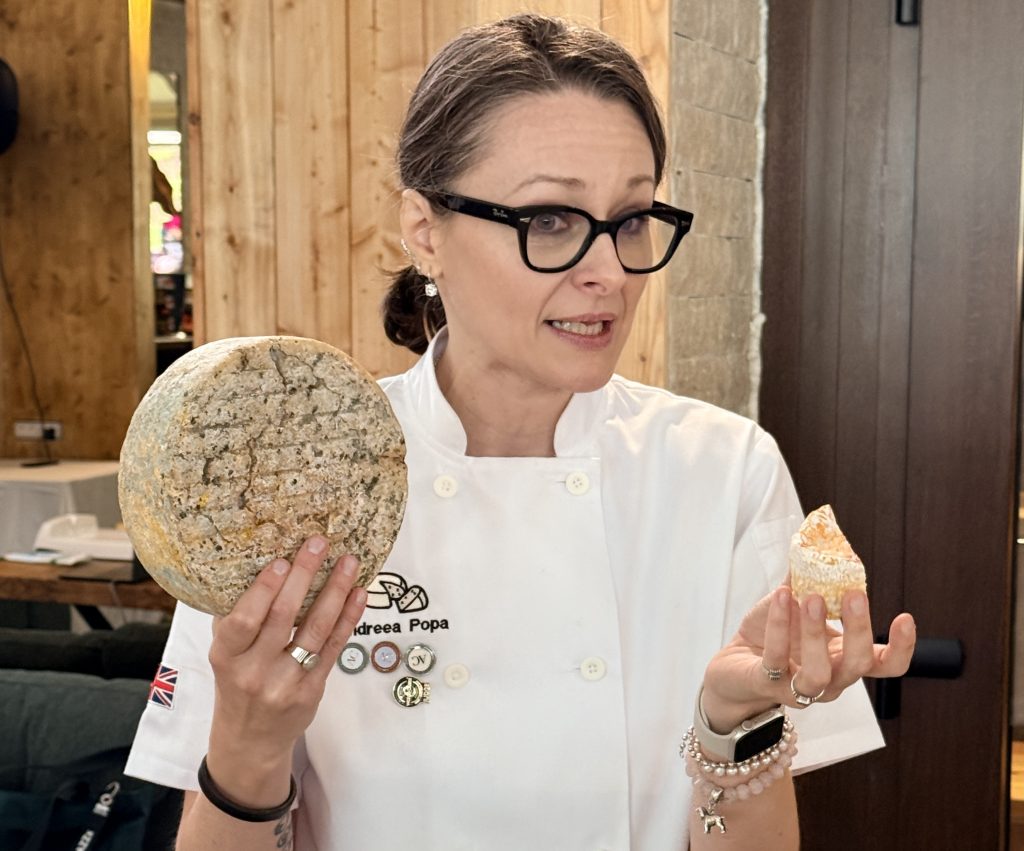 Andreea Popa, CheeseOrbit.com